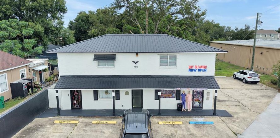 Immobilier commercial à Dundee, Floride № 2387337
