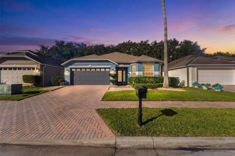 Villa ou maison à Orlando, Floride 3 chambres, 156.26 m2 № 2347079
