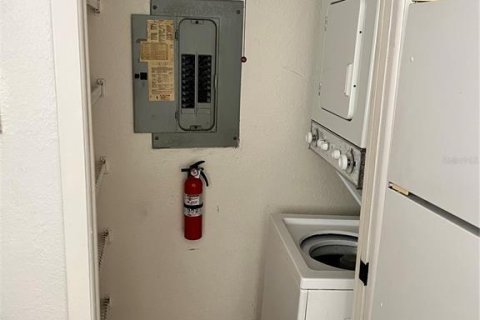 Купить кондоминиум в Киссимми, Флорида 7 комнат, 71.91м2, № 1787870 - фото 4