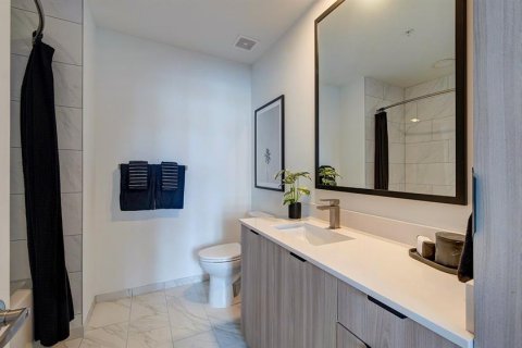 Снять в аренду квартиру в Сарасота, Флорида 10 комнат, 205.5м2, № 1585574 - фото 27