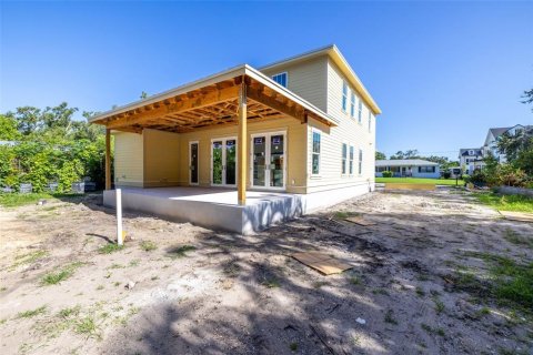 Casa en venta en Saint Petersburg, Florida, 6 dormitorios, 333.43 m2 № 1841455 - foto 8