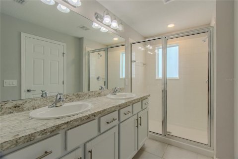 Adosado en venta en Kissimmee, Florida, 4 dormitorios, 189.06 m2 № 1765907 - foto 22