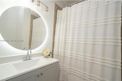 Condominio en alquiler en Doral, Florida, 3 dormitorios, 124.02 m2 № 2026439 - foto 10