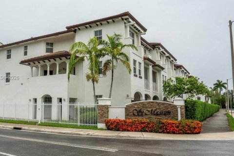 Condominio en alquiler en Doral, Florida, 3 dormitorios, 124.02 m2 № 2026439 - foto 13