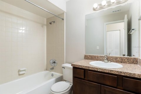 Casa en venta en Kissimmee, Florida, 2 dormitorios, 92.16 m2 № 1822513 - foto 19