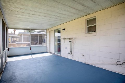 Casa en venta en Kissimmee, Florida, 2 dormitorios, 92.16 m2 № 1822513 - foto 22