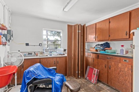 House in Belleview, Florida 1 bedroom, 74.32 sq.m. № 917421 - photo 15