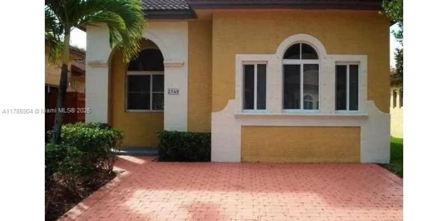 Touwnhouse à Homestead, Floride 3 chambres, 111.48 m2 № 1862857