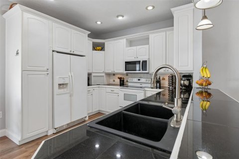 Villa ou maison à vendre à Davenport, Floride: 3 chambres, 132.57 m2 № 2148602 - photo 6