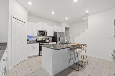 Touwnhouse à vendre à Tampa, Floride: 4 chambres, 192.96 m2 № 2099899 - photo 14