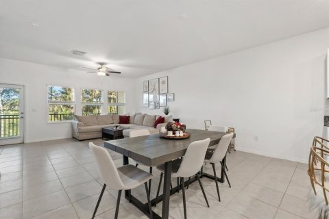 Touwnhouse à vendre à Tampa, Floride: 4 chambres, 192.96 m2 № 2099899 - photo 11