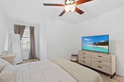 Touwnhouse à vendre à Tampa, Floride: 4 chambres, 192.96 m2 № 2099899 - photo 30