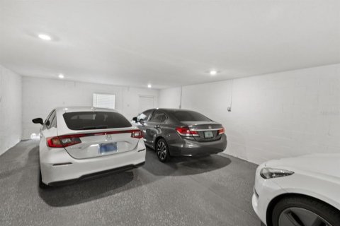 Touwnhouse à vendre à Tampa, Floride: 4 chambres, 192.96 m2 № 2099899 - photo 5