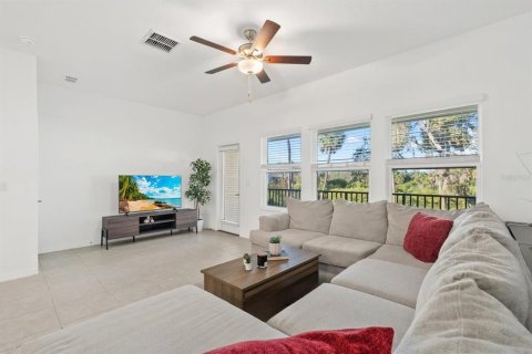 Touwnhouse à vendre à Tampa, Floride: 4 chambres, 192.96 m2 № 2099899 - photo 9