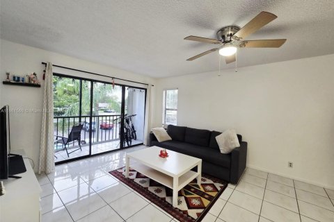 Condominio en alquiler en West Palm Beach, Florida, 2 dormitorios, 102.75 m2 № 1890264 - foto 6