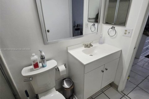 Condominio en alquiler en West Palm Beach, Florida, 2 dormitorios, 102.75 m2 № 1890264 - foto 19