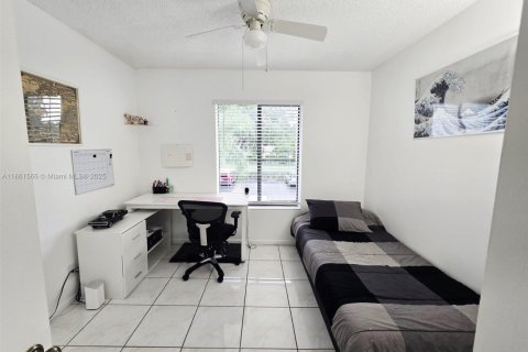 Condominio en alquiler en West Palm Beach, Florida, 2 dormitorios, 102.75 m2 № 1890264 - foto 16