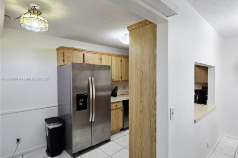 Condominio en alquiler en West Palm Beach, Florida, 2 dormitorios, 102.75 m2 № 1890264 - foto 8