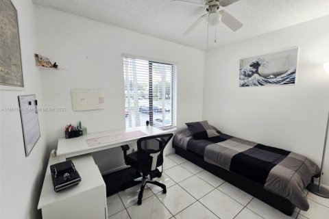 Condominio en alquiler en West Palm Beach, Florida, 2 dormitorios, 102.75 m2 № 1890264 - foto 15