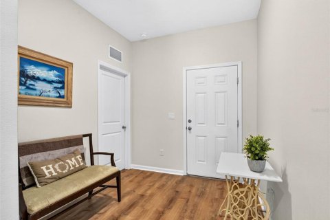 Villa ou maison à vendre à Zephyrhills, Floride: 4 chambres, 177.63 m2 № 2418874 - photo 3
