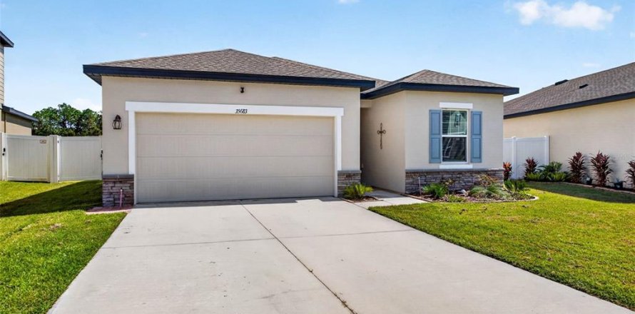 Villa ou maison à Zephyrhills, Floride 4 chambres, 177.63 m2 № 2418874