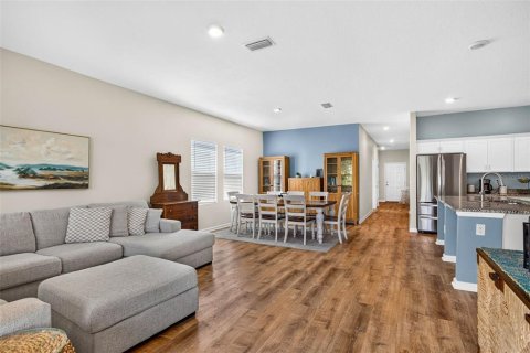 Villa ou maison à vendre à Zephyrhills, Floride: 4 chambres, 177.63 m2 № 2418874 - photo 19