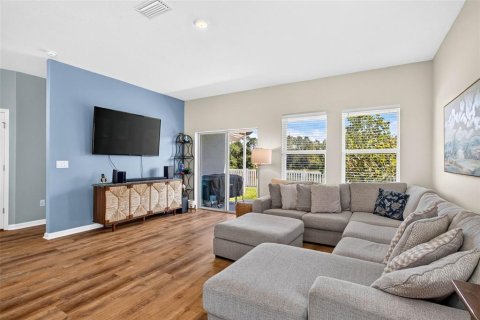 Villa ou maison à vendre à Zephyrhills, Floride: 4 chambres, 177.63 m2 № 2418874 - photo 17