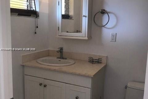 Condominio en venta en Bay Harbor Islands, Florida, 1 dormitorio, 65.03 m2 № 1985383 - foto 15