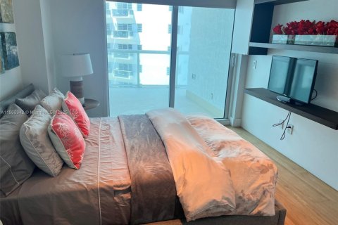 Condominio en alquiler en Miami Beach, Florida, 3 dormitorios, 141.68 m2 № 1889246 - foto 14