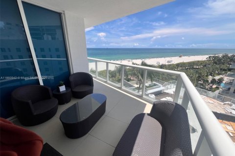 Condominio en alquiler en Miami Beach, Florida, 3 dormitorios, 141.68 m2 № 1889246 - foto 2