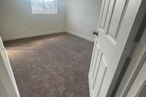 Townhouse in Homestead, Florida 5 bedrooms, 171.5 sq.m. № 2018999 - photo 15