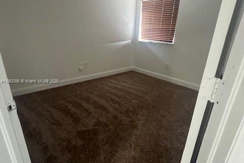 Townhouse in Homestead, Florida 5 bedrooms, 171.5 sq.m. № 2018999 - photo 13