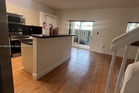 Townhouse in Homestead, Florida 5 bedrooms, 171.5 sq.m. № 2018999 - photo 6