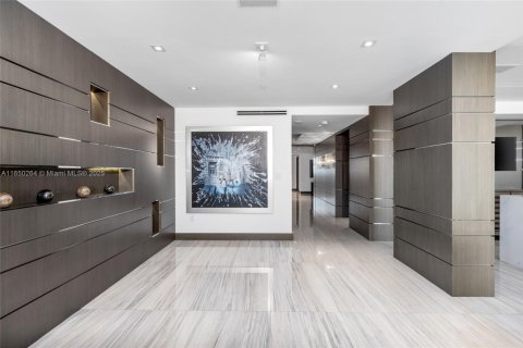 Купить кондоминиум в Авентура, Флорида 5 спален, 507.34м2, № 1865416 - фото 4