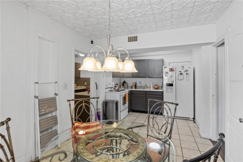 Villa ou maison à vendre à Bradenton, Floride: 5 chambres, 169.36 m2 № 1844906 - photo 21