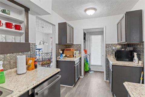 Villa ou maison à vendre à Bradenton, Floride: 5 chambres, 169.36 m2 № 1844906 - photo 19