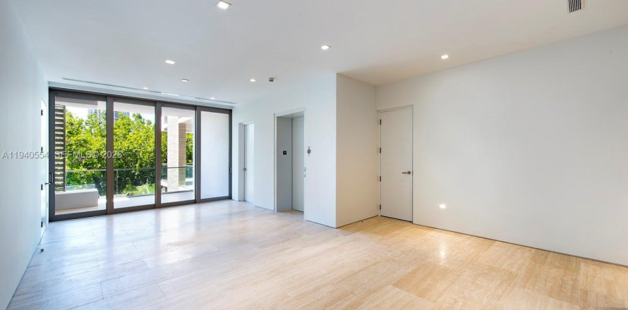 Condominio en Miami Beach, Florida, 3 dormitorios  № 1997976