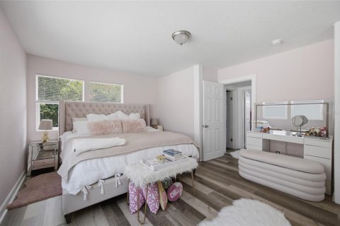 Villa ou maison à vendre à Tampa, Floride: 5 chambres, 195.09 m2 № 2323220 - photo 12