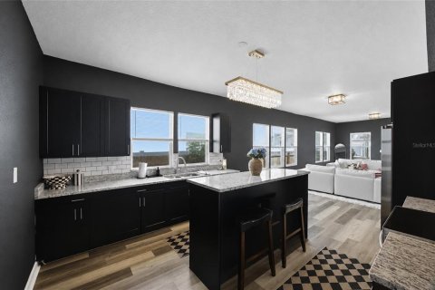 Villa ou maison à vendre à Tampa, Floride: 5 chambres, 195.09 m2 № 2323220 - photo 6