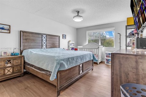 Condo in Homestead, Florida, 2 bedrooms № 2152877 - photo 12