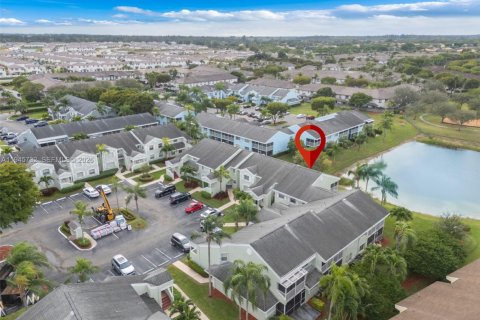 Condo in Homestead, Florida, 2 bedrooms № 2152877 - photo 30