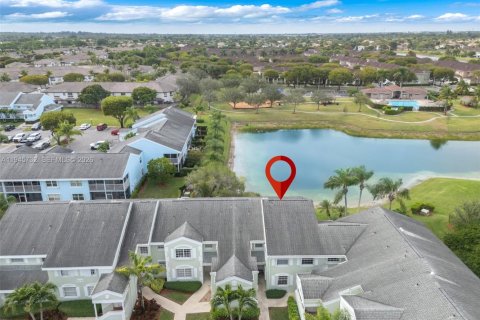 Condo in Homestead, Florida, 2 bedrooms № 2152877 - photo 25