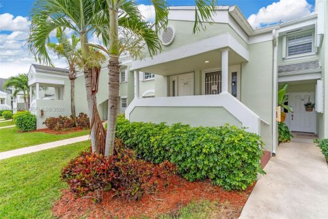 Condominio en venta en Homestead, Florida, 2 dormitorios, 107.77 m2 № 2152877 - foto 1