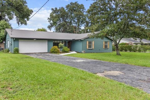 House in Ocala, Florida 4 bedrooms, 194.07 sq.m. № 1899645 - photo 3