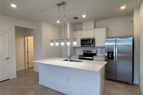 Touwnhouse à louer à Orlando, Floride: 3 chambres, 144.28 m2 № 2152061 - photo 5