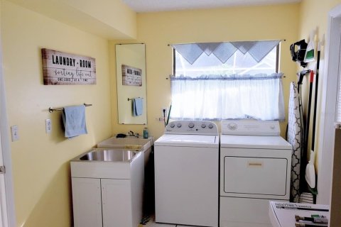 Снять в аренду виллу или дом в Брейдентон, Флорида 3 спальни, 187.01м2, № 214692 - фото 22