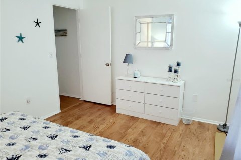 Снять в аренду виллу или дом в Брейдентон, Флорида 3 спальни, 187.01м2, № 214692 - фото 17