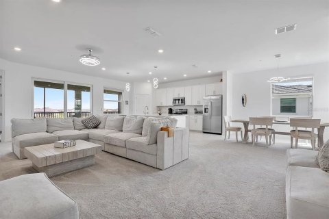 Adosado en alquiler en Punta Gorda, Florida, 3 dormitorios, 196.02 m2 № 2316401 - foto 4