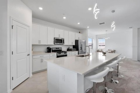Adosado en alquiler en Punta Gorda, Florida, 3 dormitorios, 196.02 m2 № 2316401 - foto 3