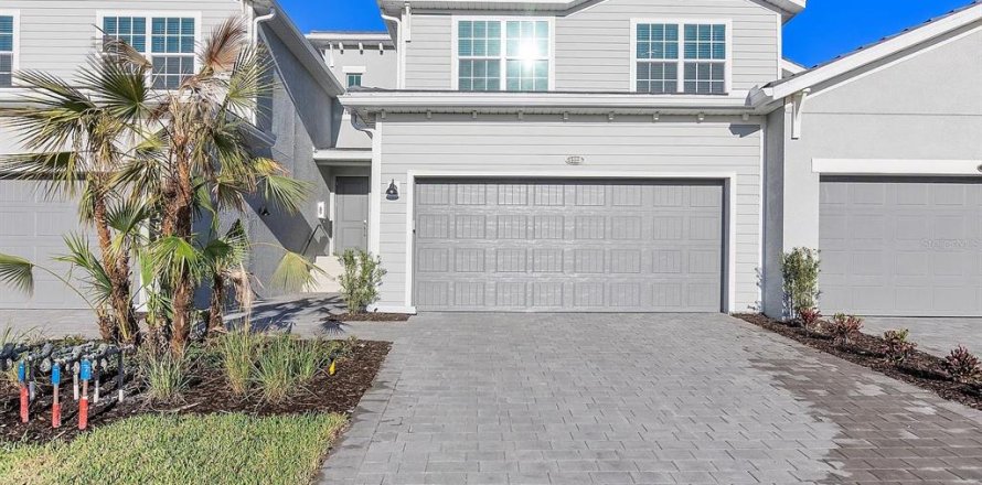 Adosado en Punta Gorda, Florida 3 dormitorios, 196.02 m2 № 2316401